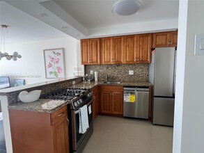 2030 S Ocean Dr, Unit 2102 in Hallandale Beach, FL - Building Photo - Building Photo