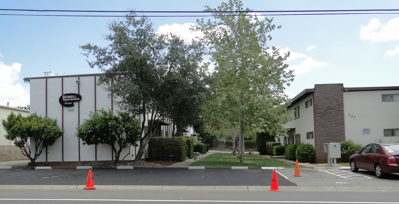 Bidwell Apartments in Folsom, CA - Building Photo