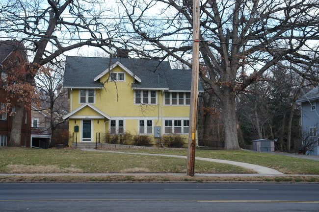 3925 University Ave in Des Moines, IA - Building Photo - Building Photo