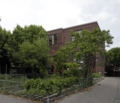 331 Bartlett Ave in Toronto, ON - Building Photo