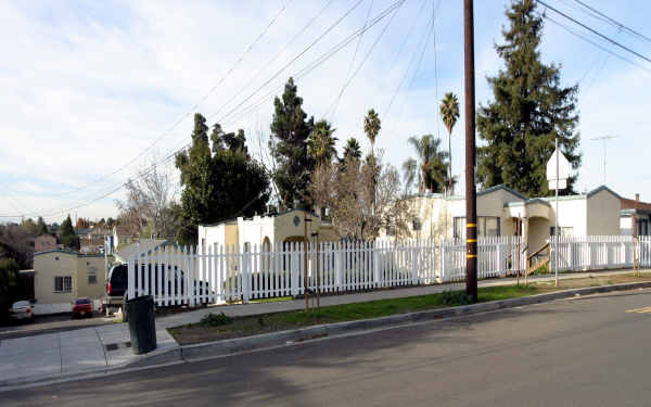15923-15939 Marcella St in San Leandro, CA - Foto de edificio - Building Photo