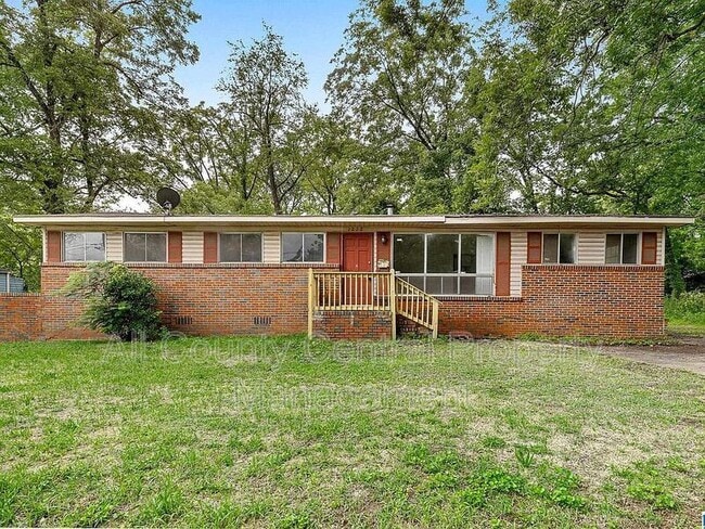 property at 1232 Frisco St