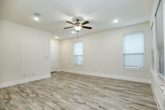 438 Parkline Dr in Georgetown, TX - Building Photo - Building Photo