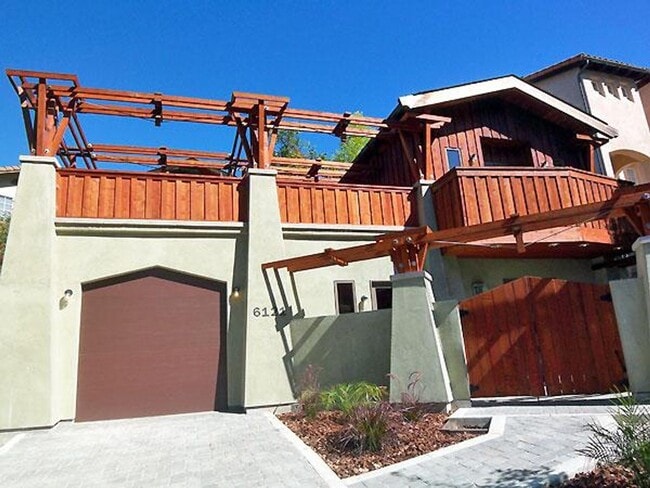 6121 Ruthland Rd in Oakland, CA - Building Photo - Building Photo