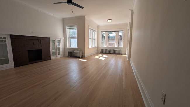 5707 N Campbell Ave, Unit 3