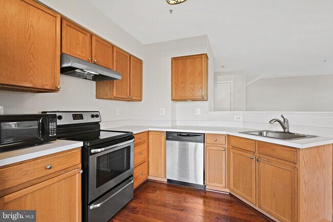 property at 5016 Croydon Terrace