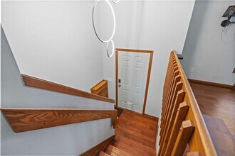 7885 E Oakbrook Cir in Madison, WI - Building Photo - Building Photo