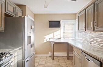 1831 Ottawa St in Saginaw, MI - Building Photo - Building Photo