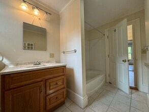 9 Highland Ave, Unit #3 in Haverhill, MA - Foto de edificio - Building Photo