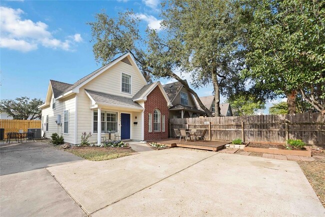 2804 Austin St in Houston, TX - Building Photo - Building Photo