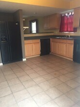 3509 S Oaklawn Cir in Bloomington, IN - Foto de edificio - Building Photo