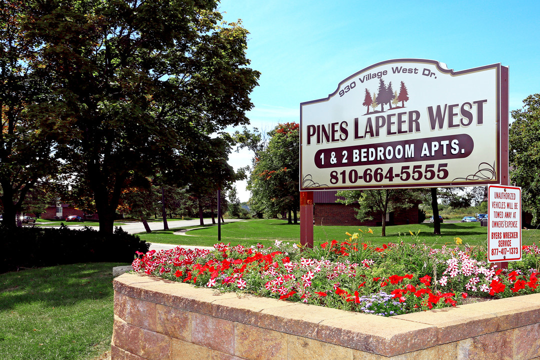 Pines Lapeer West Apartments in Lapeer, MI - Building Photo