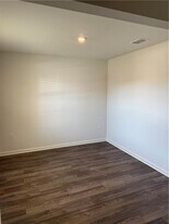 530 Pemberton St in Kingston, GA - Building Photo