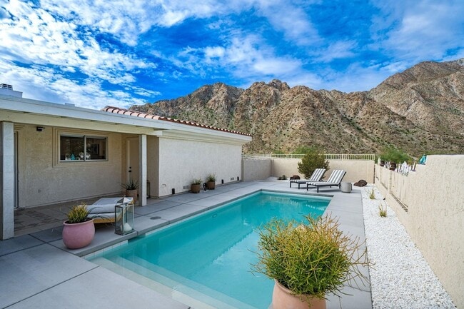 property at 53680 Avenida Montezuma