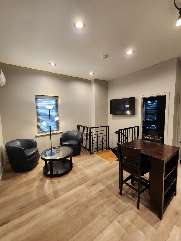 property at 104 W 8th Ave