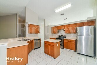 6205 63rd Ave E in Palmetto, FL - Building Photo - Building Photo