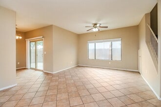 1575 E Baylor Ln in Gilbert, AZ - Foto de edificio - Building Photo