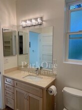 71 Meadow View Rd in Orinda, CA - Building Photo - Building Photo