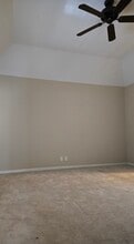 0N306 Hilts Dr in Geneva, IL - Building Photo - Building Photo