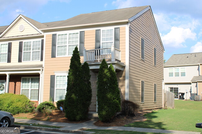 property at 2756 Deerwood Ln
