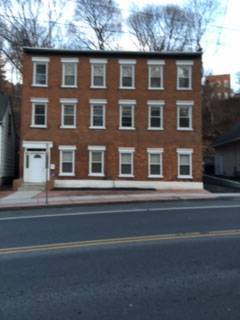 277 Congress St-Unit -1 in Troy, NY - Building Photo