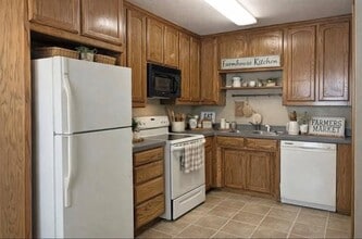 3120 Conveyor Dr in Burleson, TX - Building Photo - Building Photo