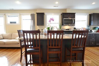 40 Glencoe St, Unit 2 in Boston, MA - Foto de edificio - Building Photo