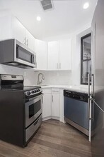 19 Eldridge St in New York, NY - Foto de edificio - Building Photo