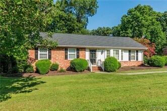 530 Ridgeley Ln in Richmond, VA - Building Photo - Building Photo