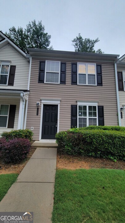 1708 Devon Dr in Atlanta, GA - Building Photo