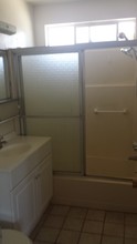 1347 N Alvarado St, Unit #A in Los Angeles, CA - Building Photo - Building Photo