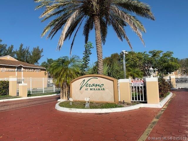 2265 SW 80th Terrace in Miramar, FL - Building Photo - Building Photo