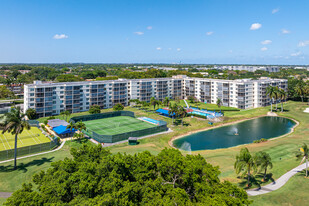 Hollybrook Golf and Tennis Club Apartments