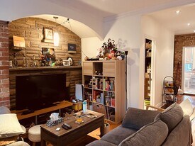 20-20 Triller Ave in Toronto, ON - Building Photo