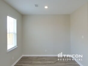 9721 Sierra Grande Dr in Fort Worth, TX - Building Photo - Building Photo