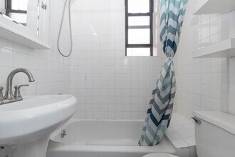 1794 1st Ave, Unit SI ID1032078P in New York, NY - Building Photo - Building Photo