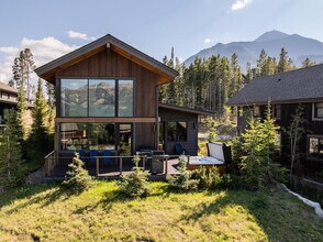 6 Silver Peaks Dr in Big Sky, MT - Foto de edificio - Building Photo