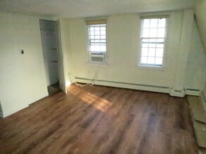 159 S Main St in Colchester, CT - Building Photo - Building Photo