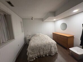24 Marrow Ln, Unit Basement apartment in Leicester, NC - Building Photo - Building Photo