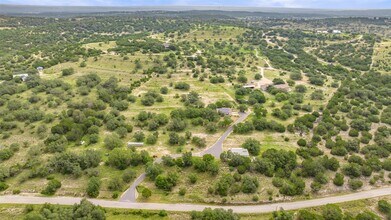 5834 Fall Creek Rd in Spicewood, TX - Building Photo - Building Photo