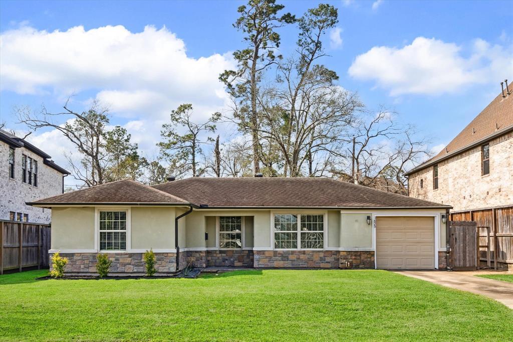 1625 Pine Chase Dr in Houston, TX - Building Photo