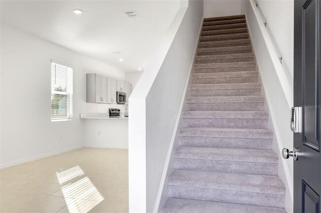 2987 Skyline Lp in Kissimmee, FL - Building Photo - Building Photo