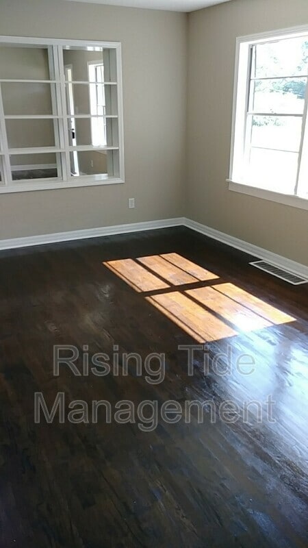 816 Hillview Dr in Birmingham, AL - Foto de edificio - Building Photo