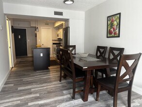 201 178th Dr in Sunny Isles Beach, FL - Building Photo - Building Photo