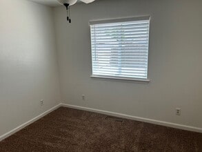 1269 Lattin Rd in Fallon, NV - Building Photo - Building Photo