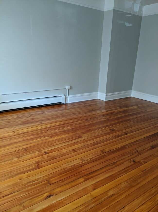 524 2nd Ave, Unit Apartment 1 in Bethlehem, PA - Building Photo - Building Photo