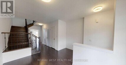 26 Hines St in Brampton, ON - Building Photo - Building Photo