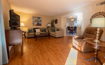 5515 Country Dr in Nashville, TN - Building Photo - Building Photo