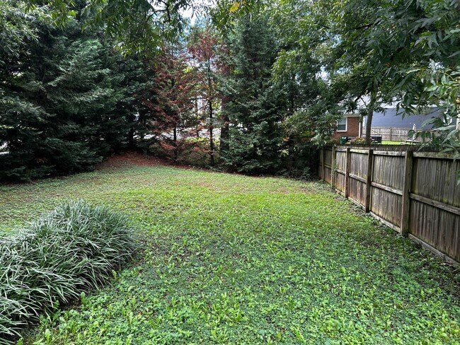 828 E 16th St in Charlotte, NC - Building Photo - Building Photo
