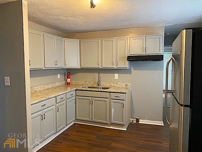 221 Banberry Dr SE in Atlanta, GA - Building Photo - Building Photo
